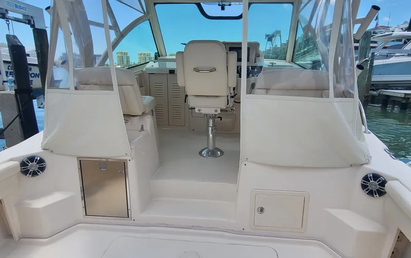  Yacht Photos Pics 2021 GRADY-WHITE 330 EXPRESS - Image 15