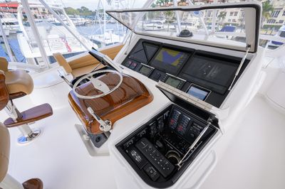 Yacht