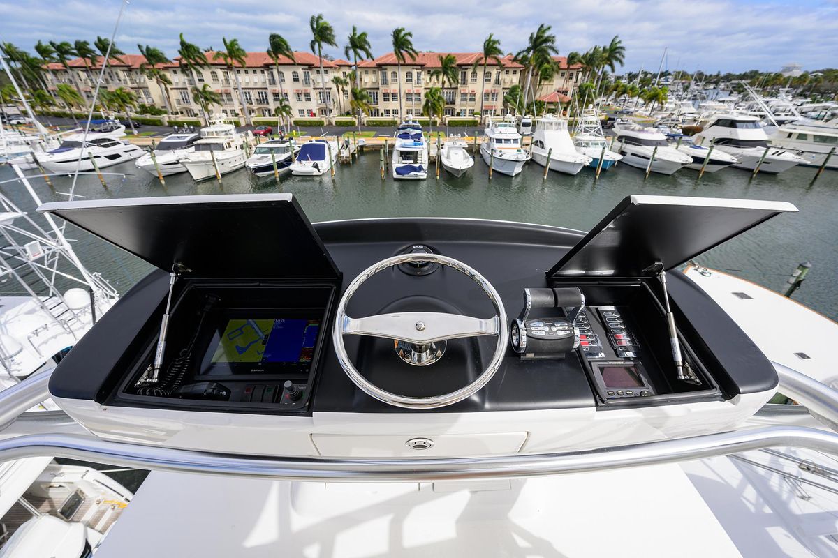 2021 Viking 72 
