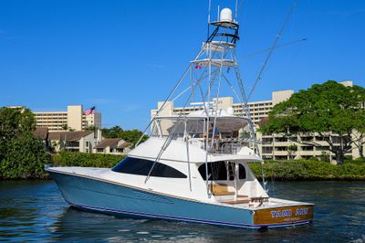 Yacht