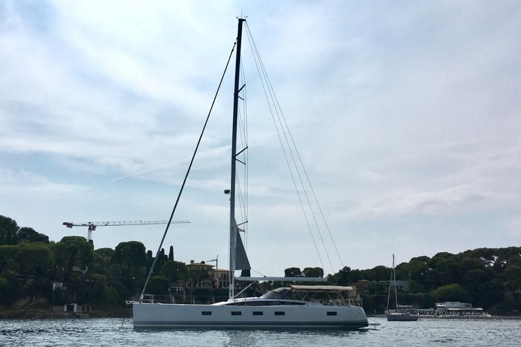 2016 Jeanneau 64 