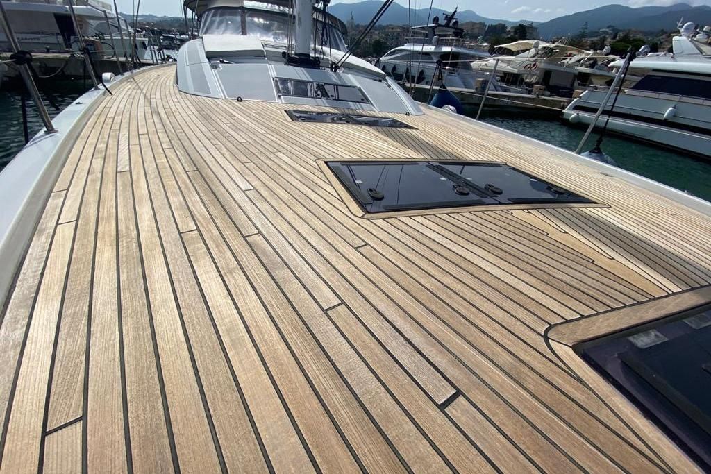 2016 Jeanneau 64 