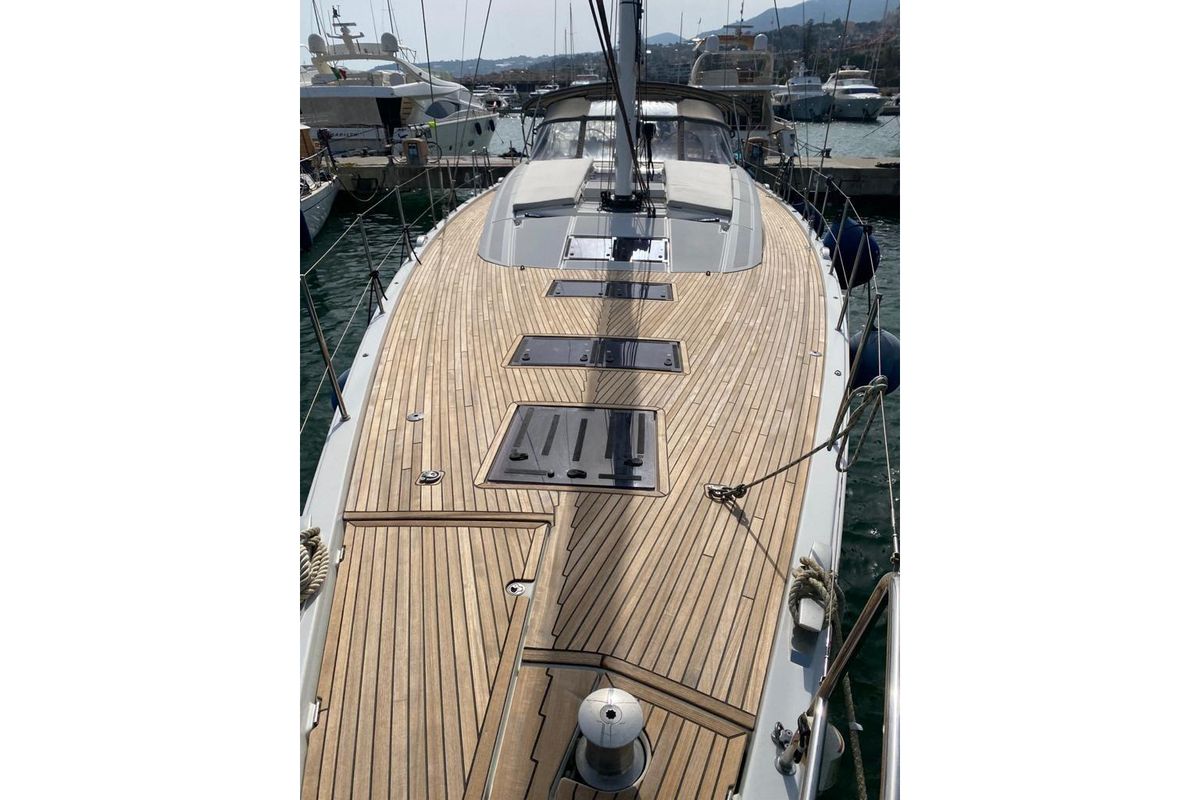 2016 Jeanneau 64 