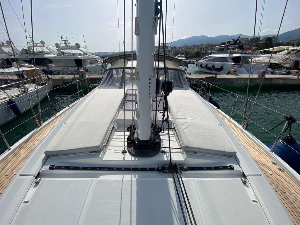 2016 Jeanneau 64 