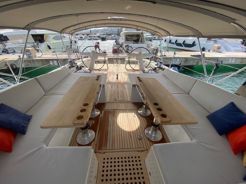 2016 Jeanneau 64 