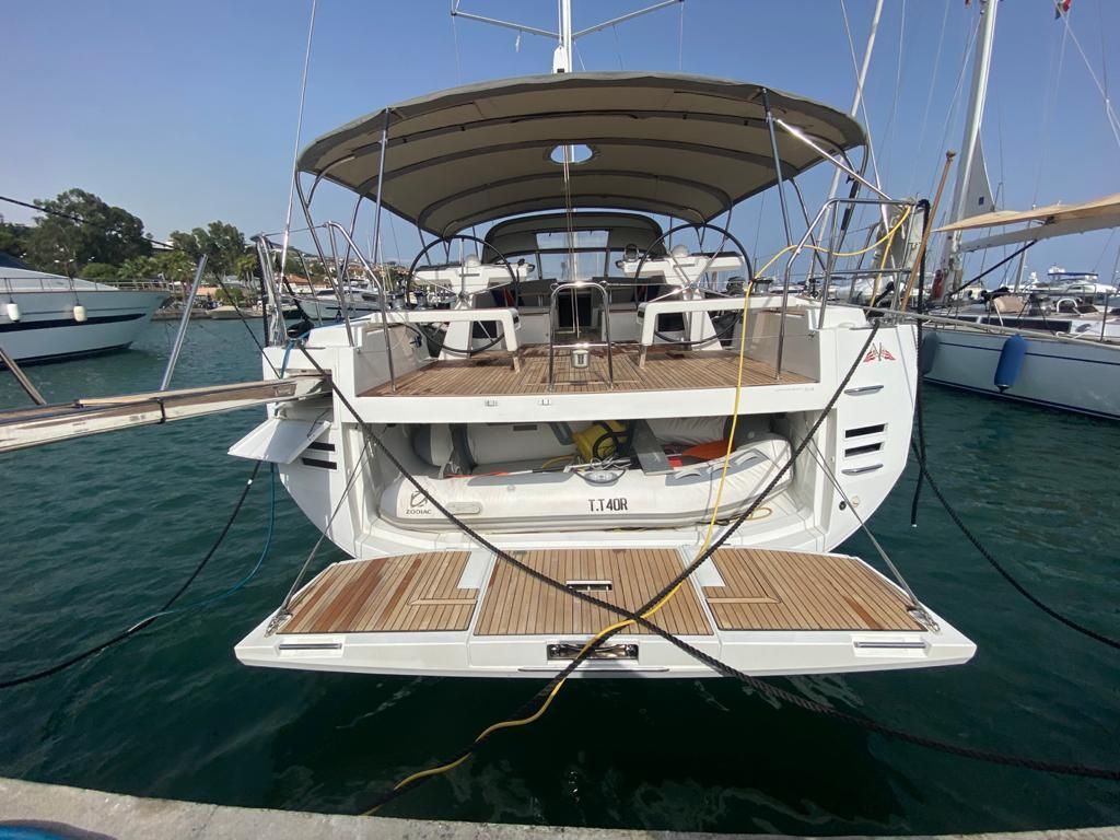 2016 Jeanneau 64 