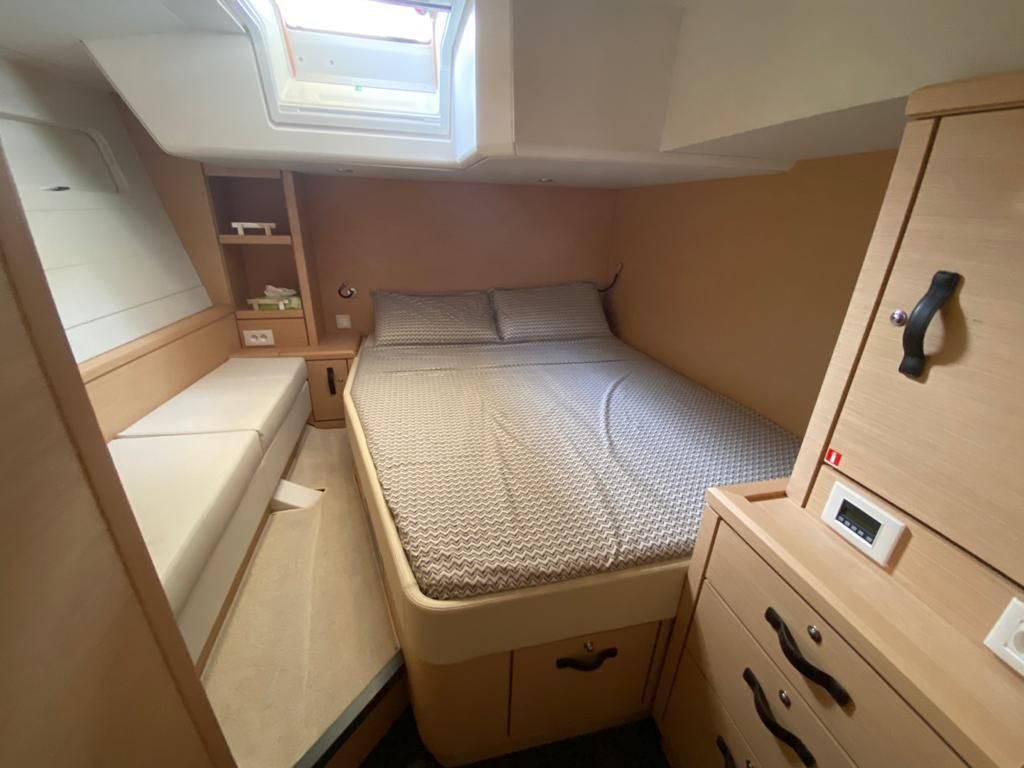 2016 Jeanneau 64 