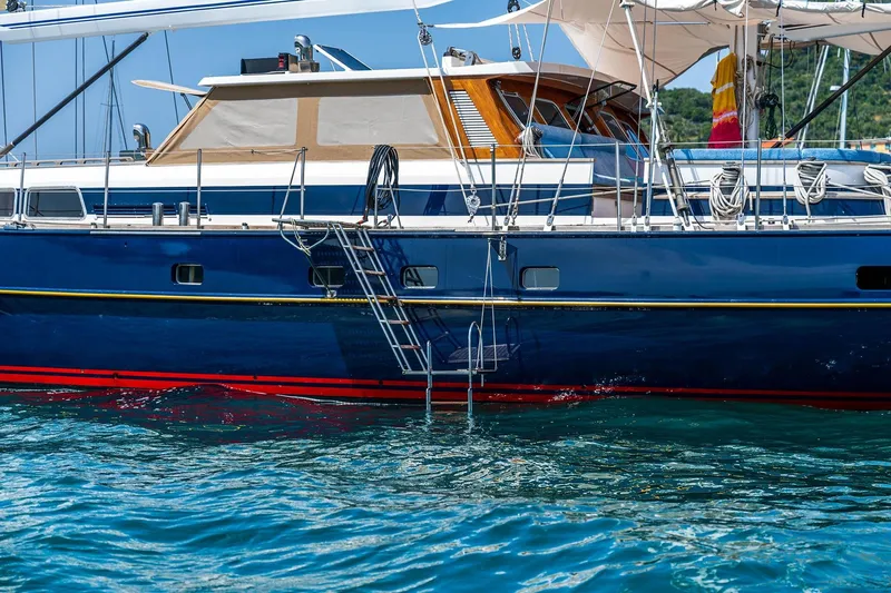 Guadalupe Yacht Photos Pics Side bathing ladder