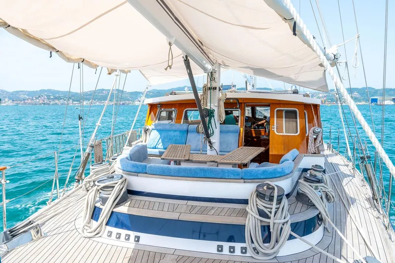 Guadalupe Yacht Photos Pics Aft cockpit