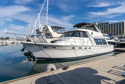 Bayliner 4788 Pilothouse