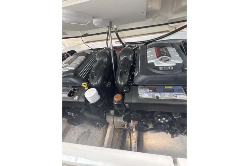  Yacht Photos Pics 2021 Monterey 298 Super Sport engine compartment with dual Mercury 4.5L 250 HP engines.