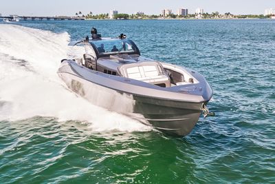 Yacht