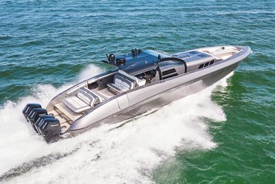Yacht