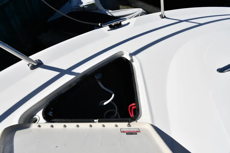 Nina Yacht Photos Pics Open hatch on 2002 Sea Ray 480 Sedan Bridge boat deck.