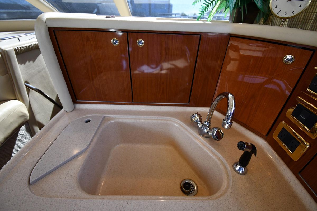 2002 Sea Ray 48 