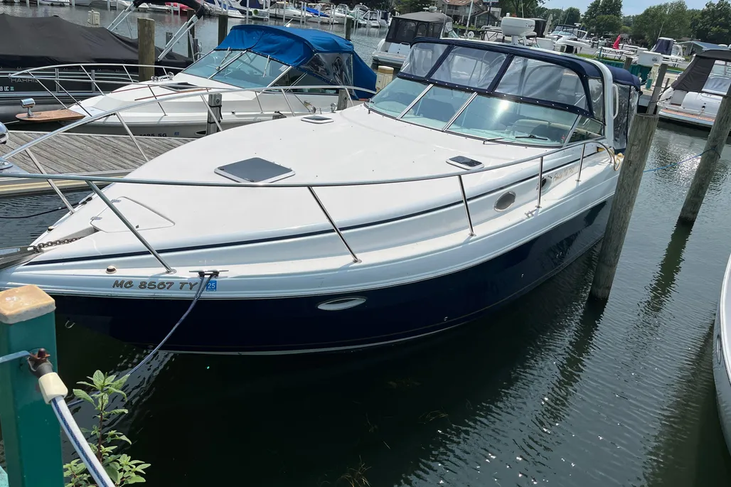 2004 Rinker 342 Fiesta Vee Cruiser for sale - YachtWorld