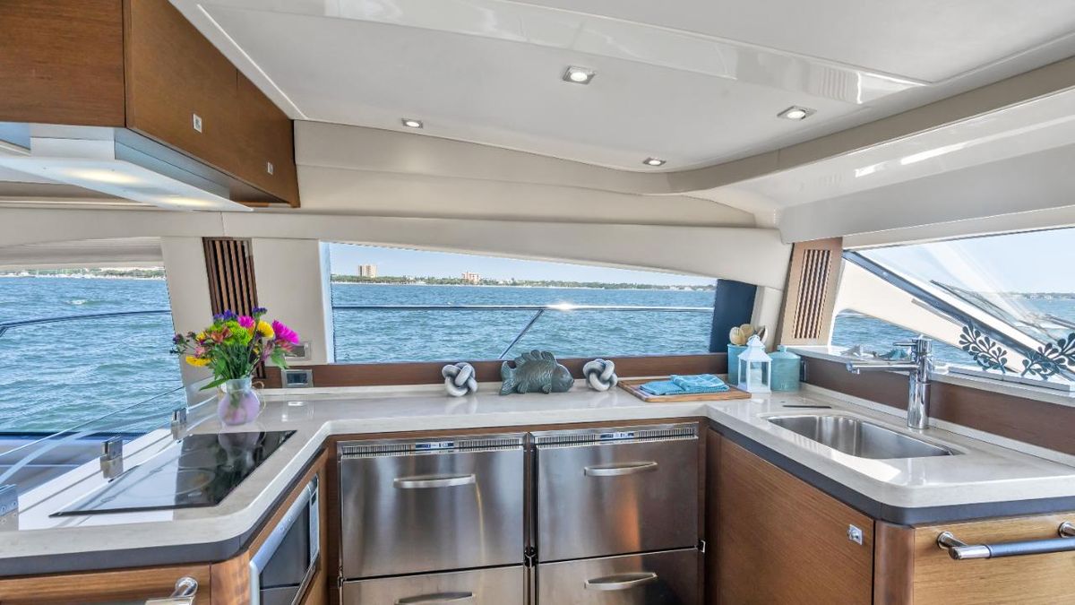2015 Sea Ray 51 