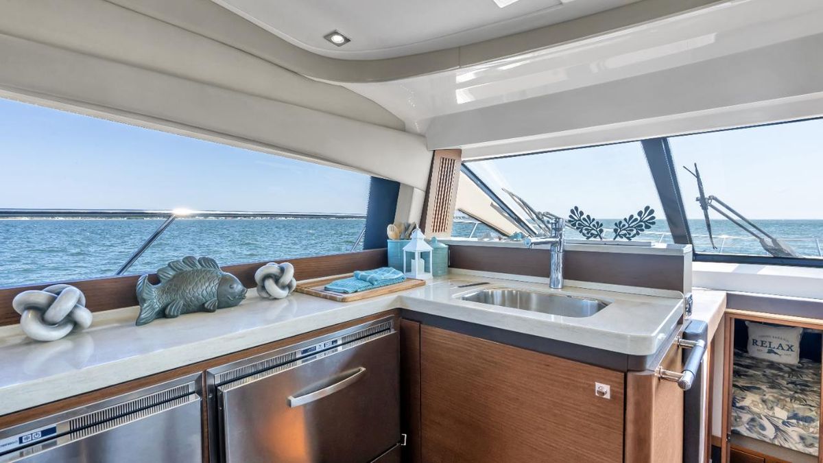 2015 Sea Ray 51 
