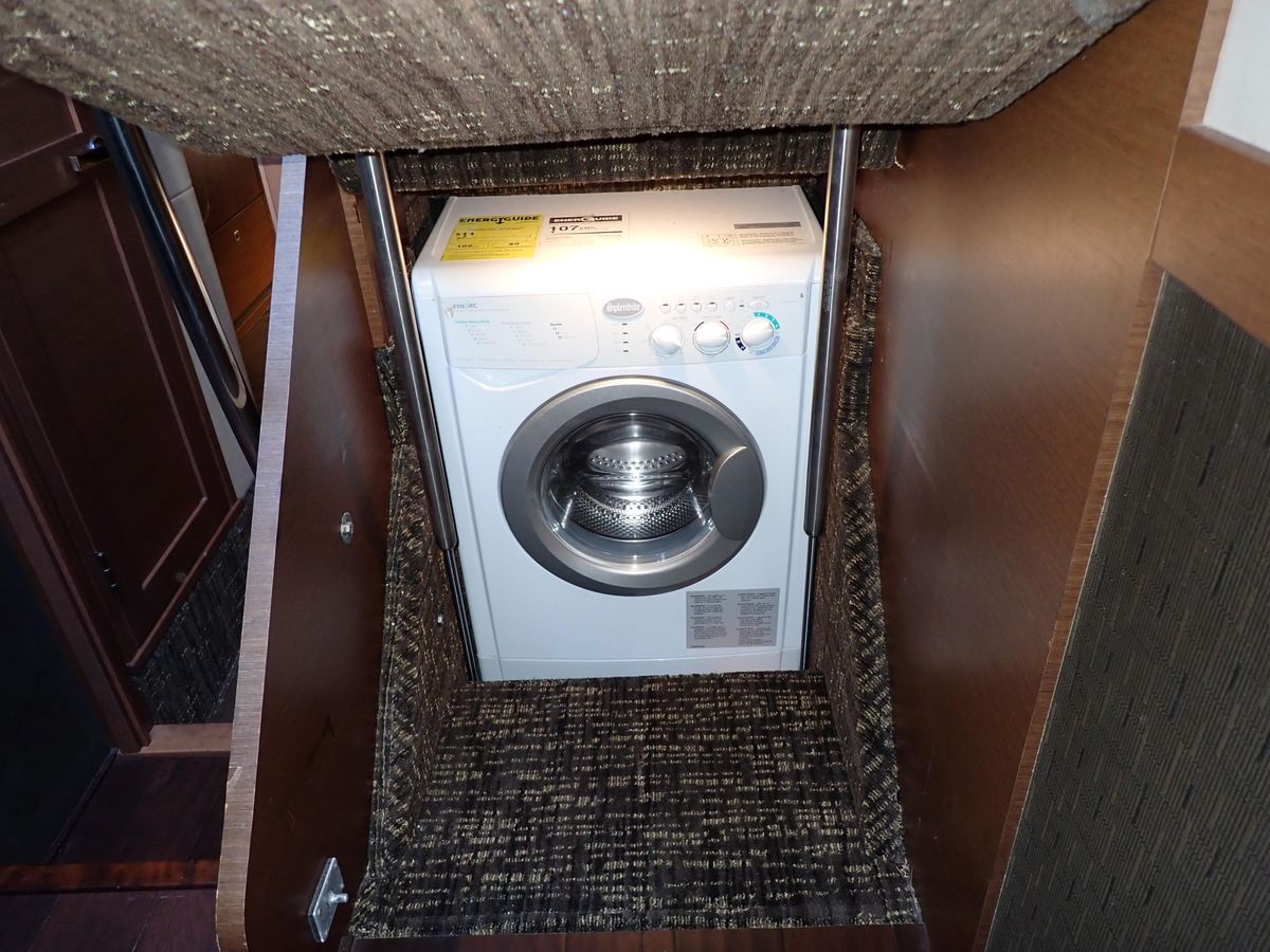 2015 Sea Ray 51 