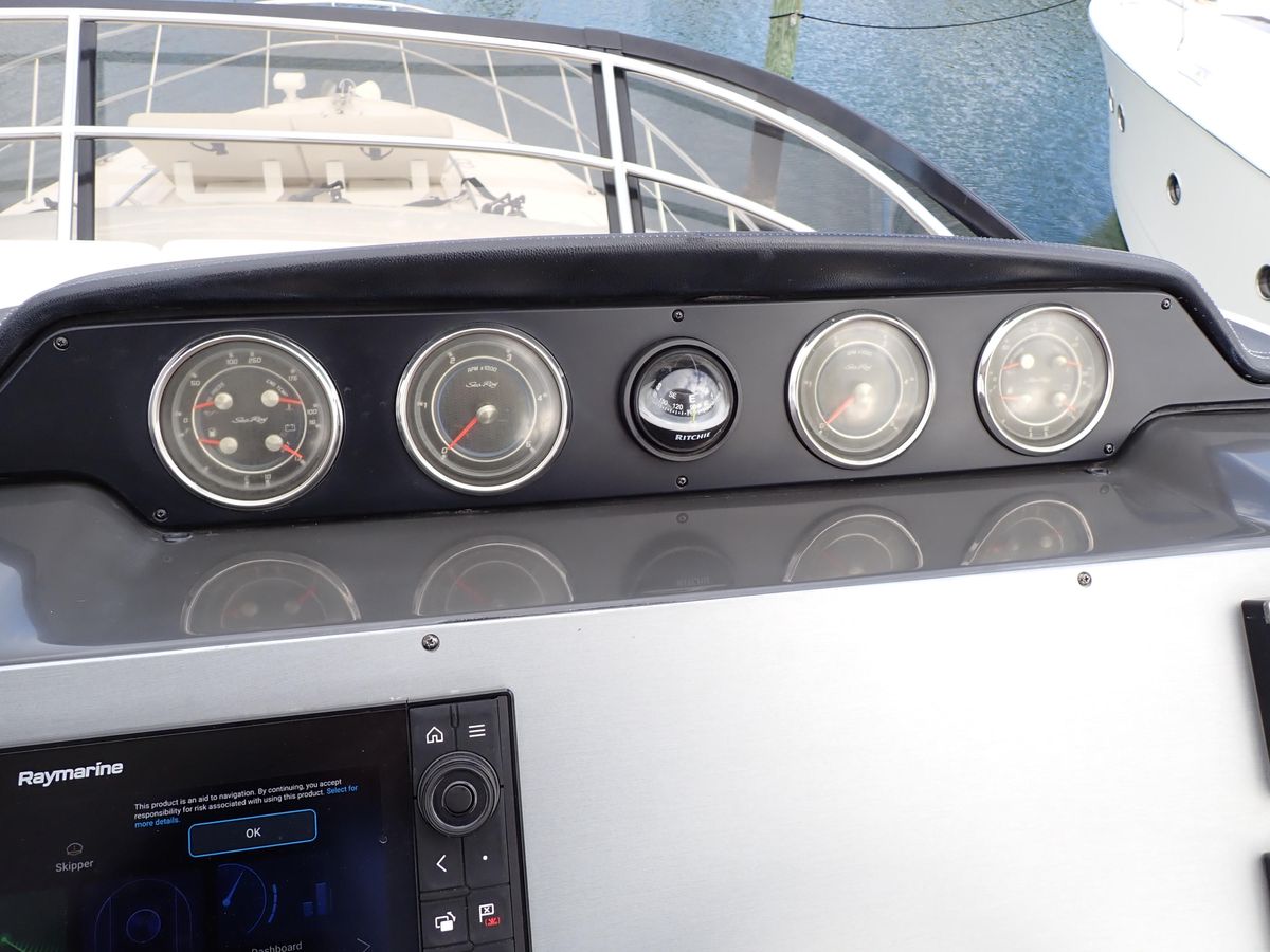 2015 Sea Ray 51 