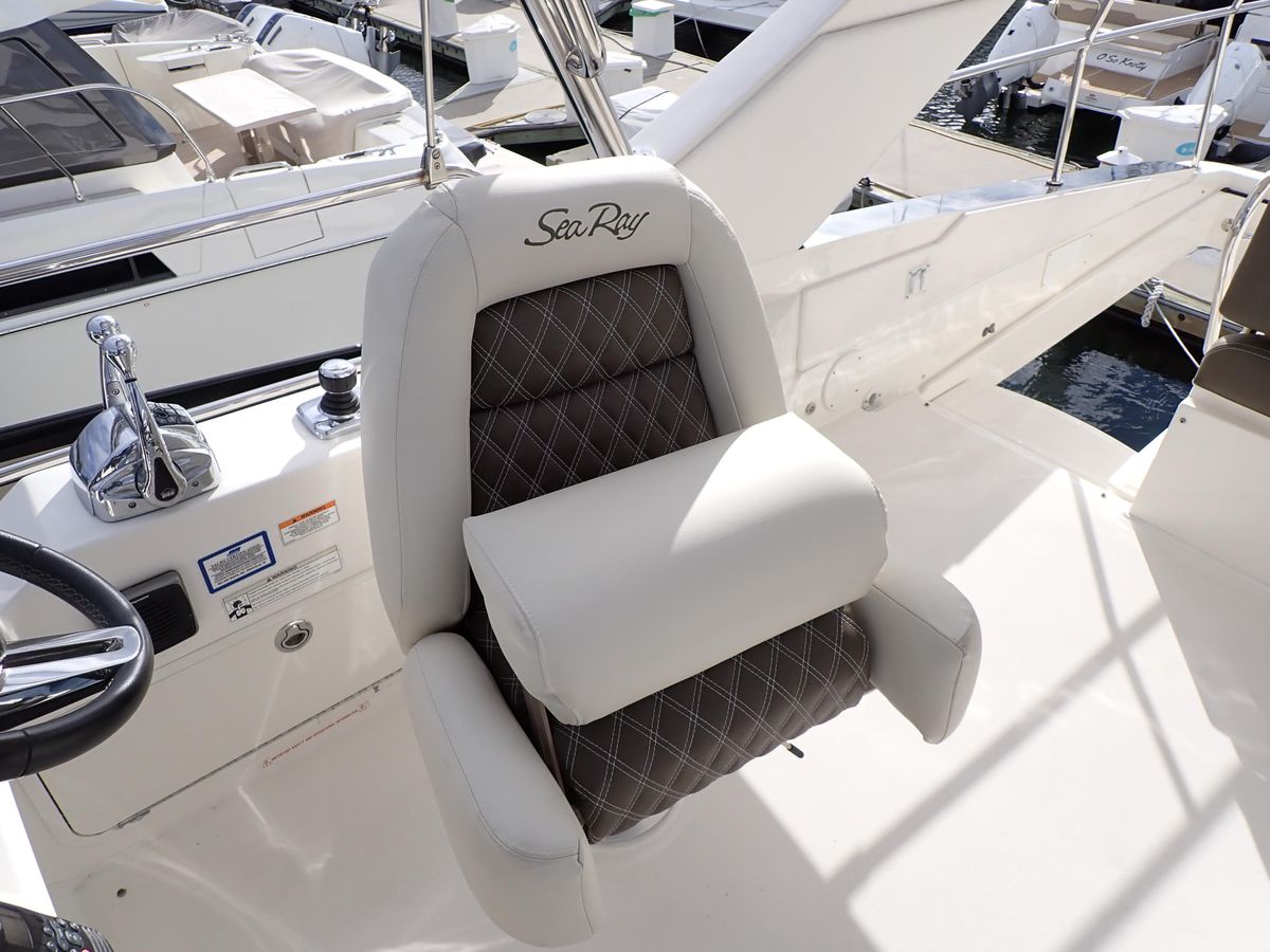 2015 Sea Ray 51 