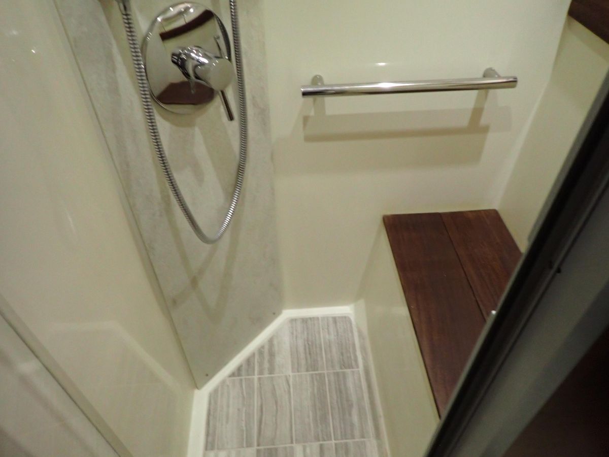 2015 Sea Ray 51 
