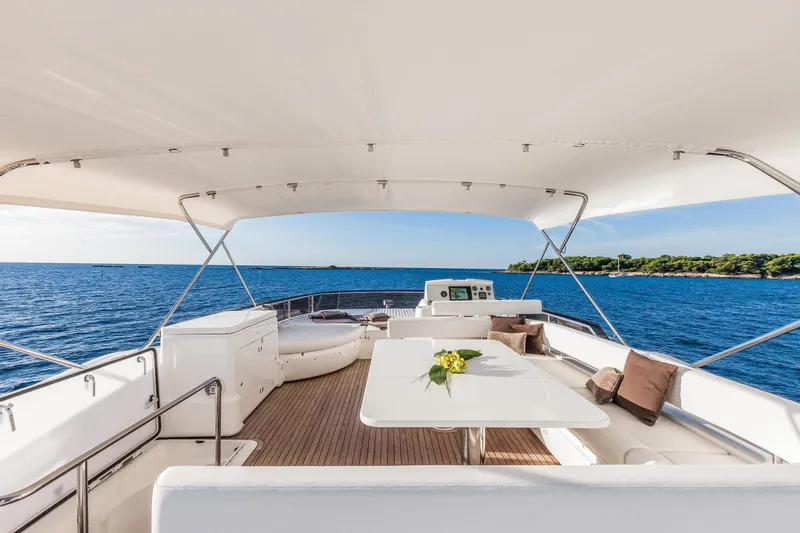  Yacht Photos Pics Manufacturer Provided Image: Ferretti 750 Flybridge