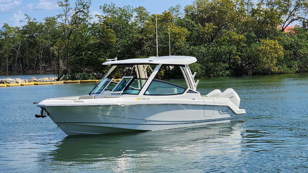2021 Boston Whaler 280 Vantage