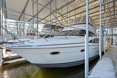 Carver 396 Motor Yacht