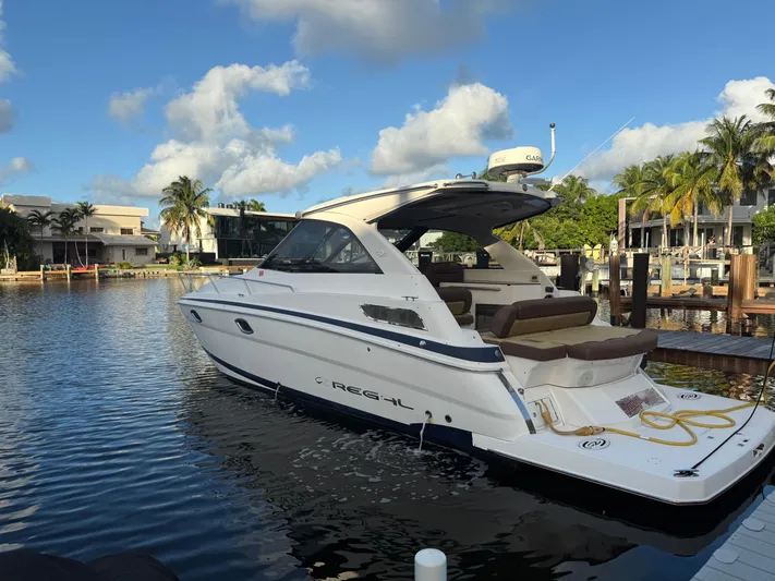 Panga Pa La Banda Yacht Photos Pics 