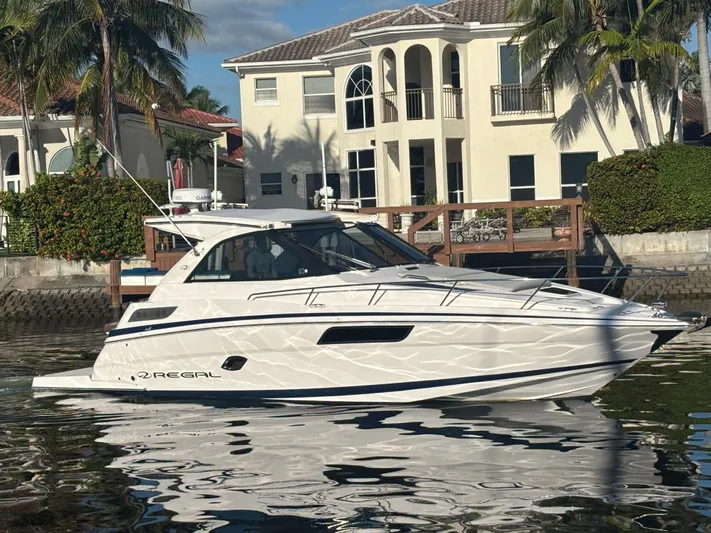 Panga Pa La Banda Yacht Photos Pics 