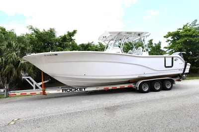 Sea Fox 328 Commander
