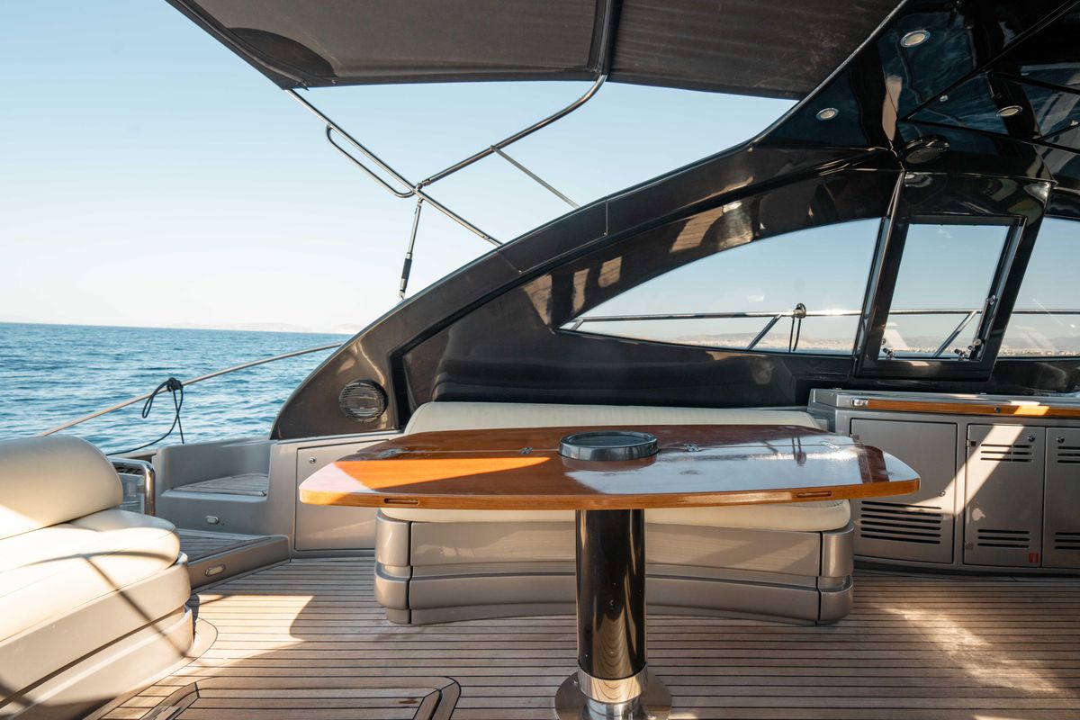2009 Riva 64 