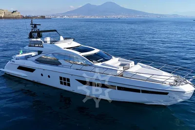 Azimut 77S