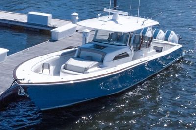 Yacht