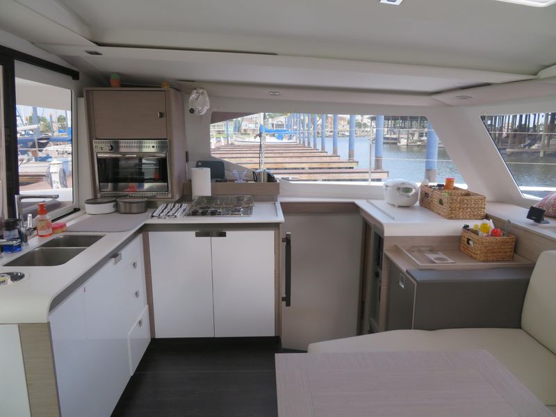 2021 Fountaine Pajot Isla 40