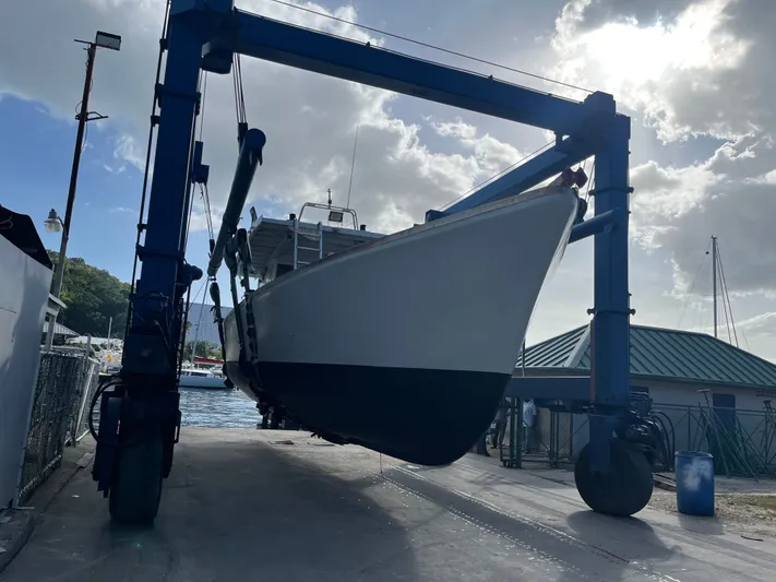 Cross 1 Yacht Photos Pics 