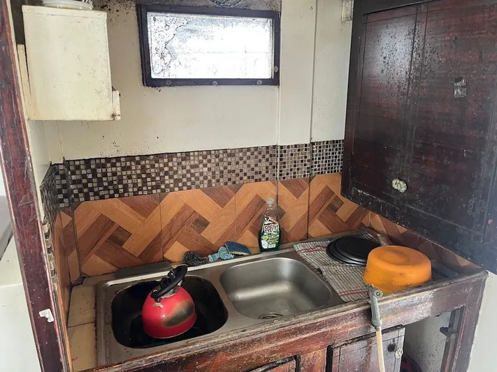 Cross 1 Yacht Photos Pics 