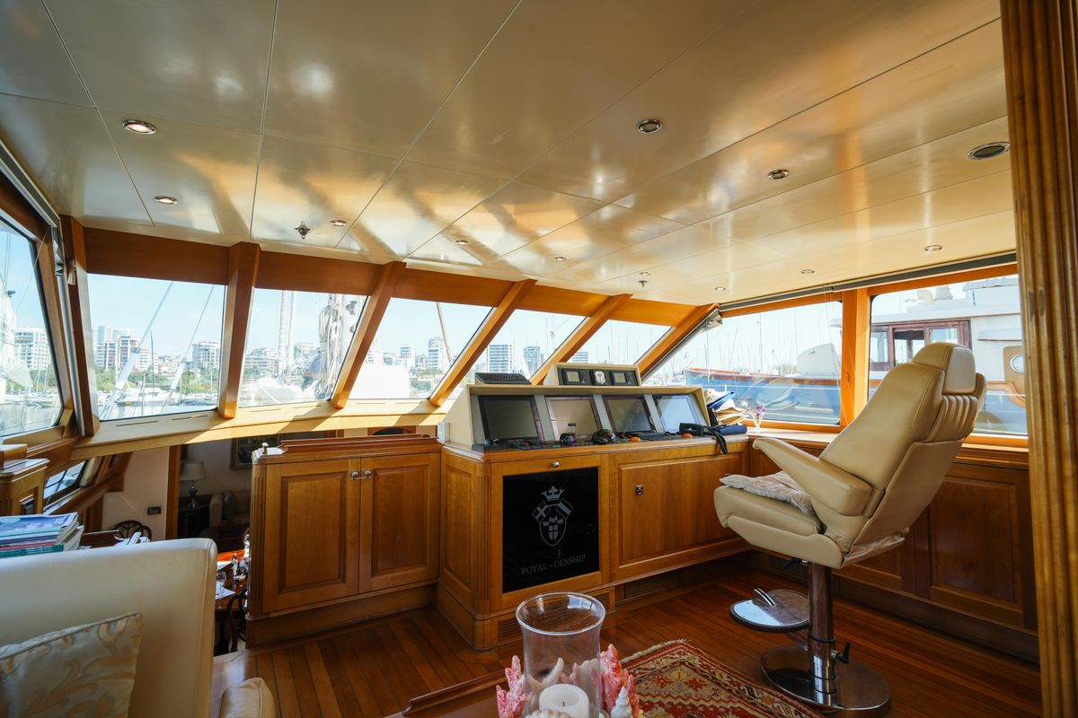 2001 Royal Denship 109 