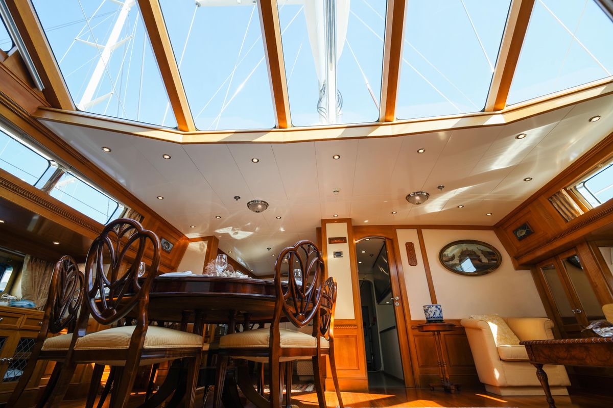 2001 Royal Denship 109 