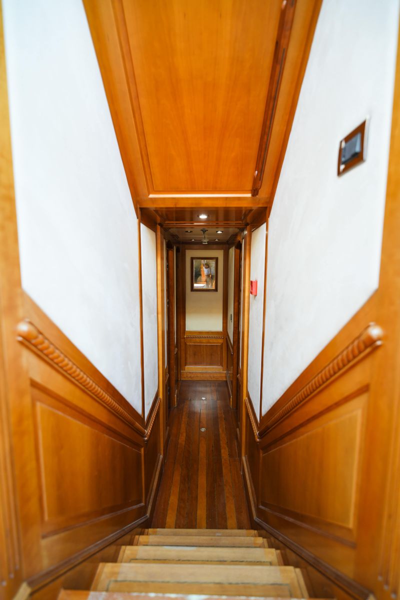 2001 Royal Denship 109 
