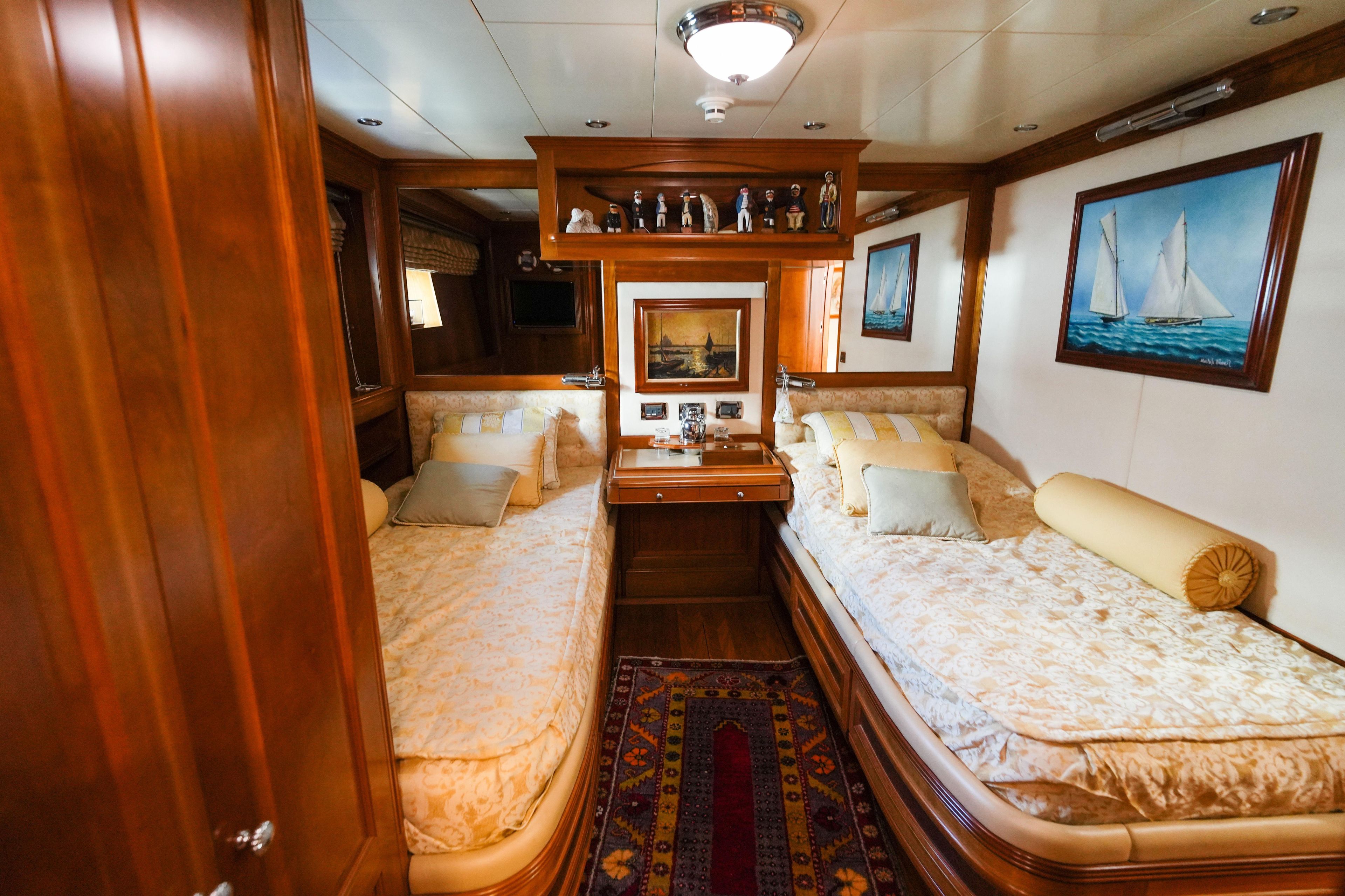 2001 Royal Denship 109 
