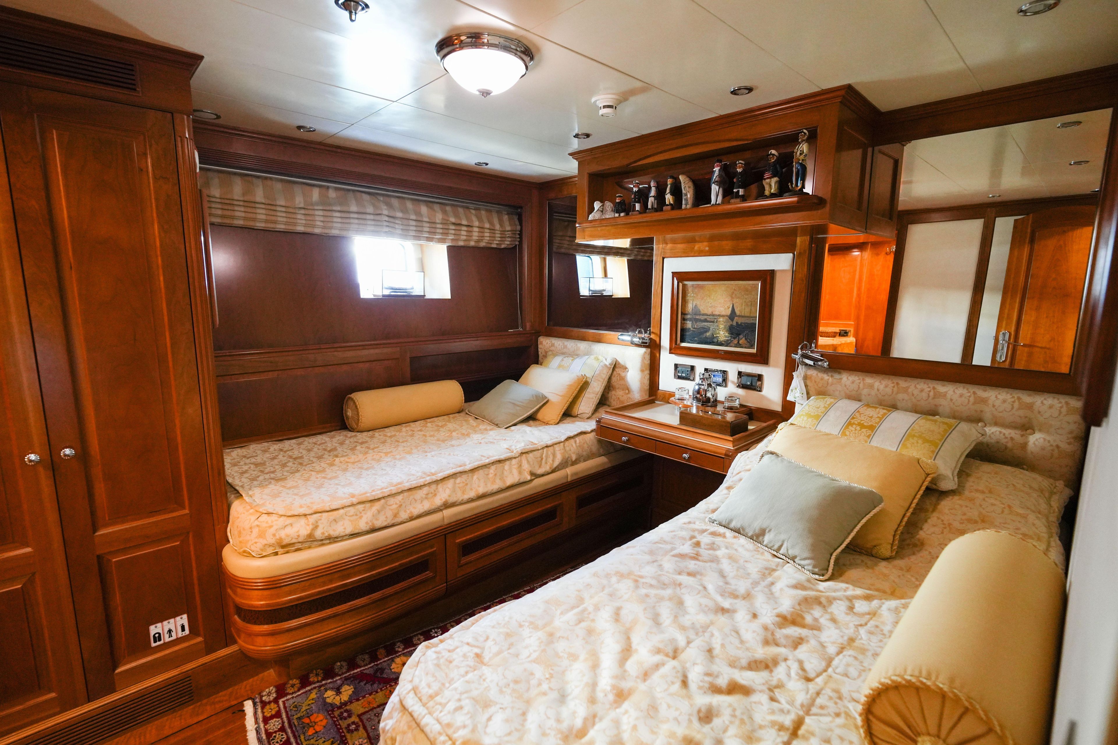 2001 Royal Denship 109 