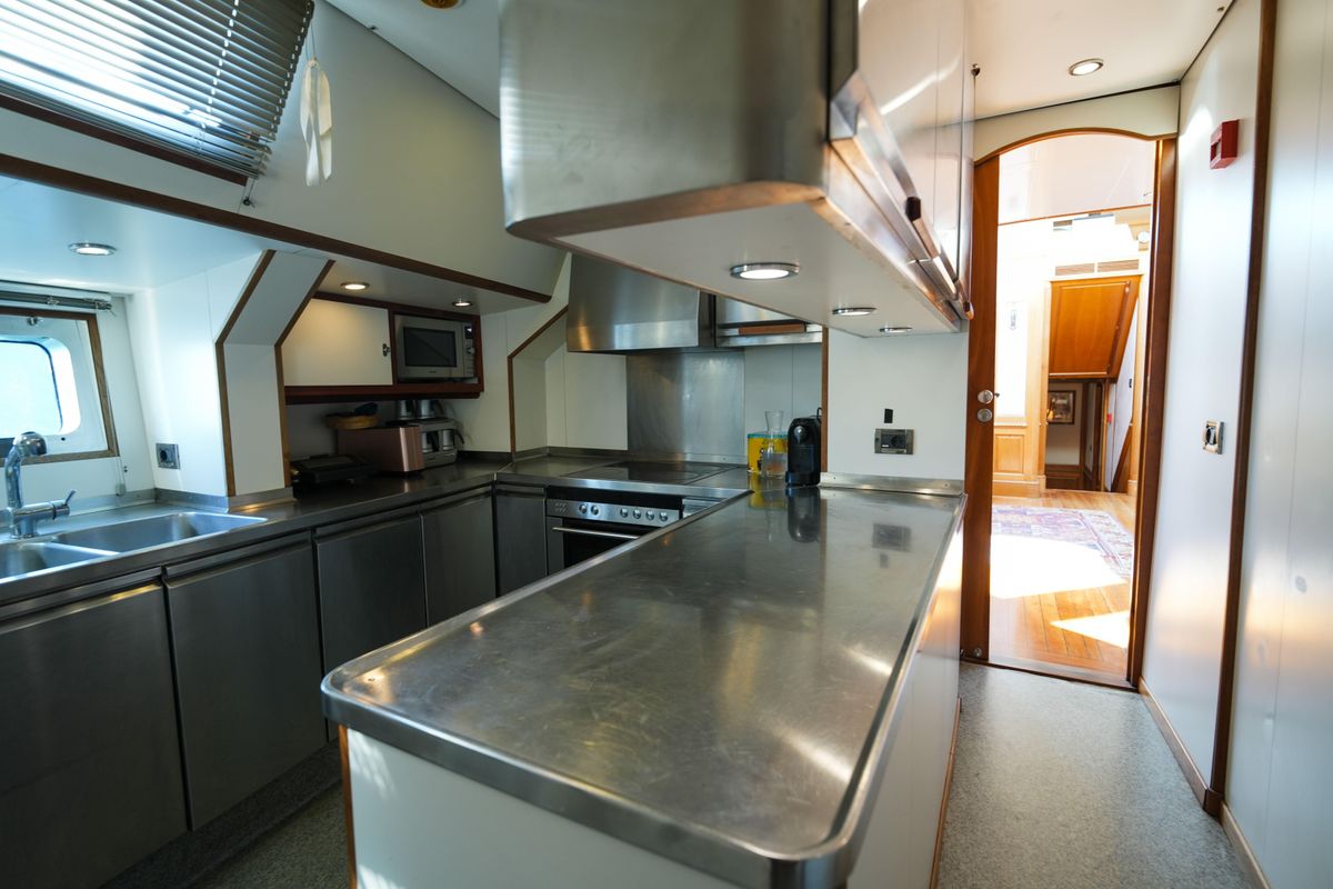 2001 Royal Denship 109 