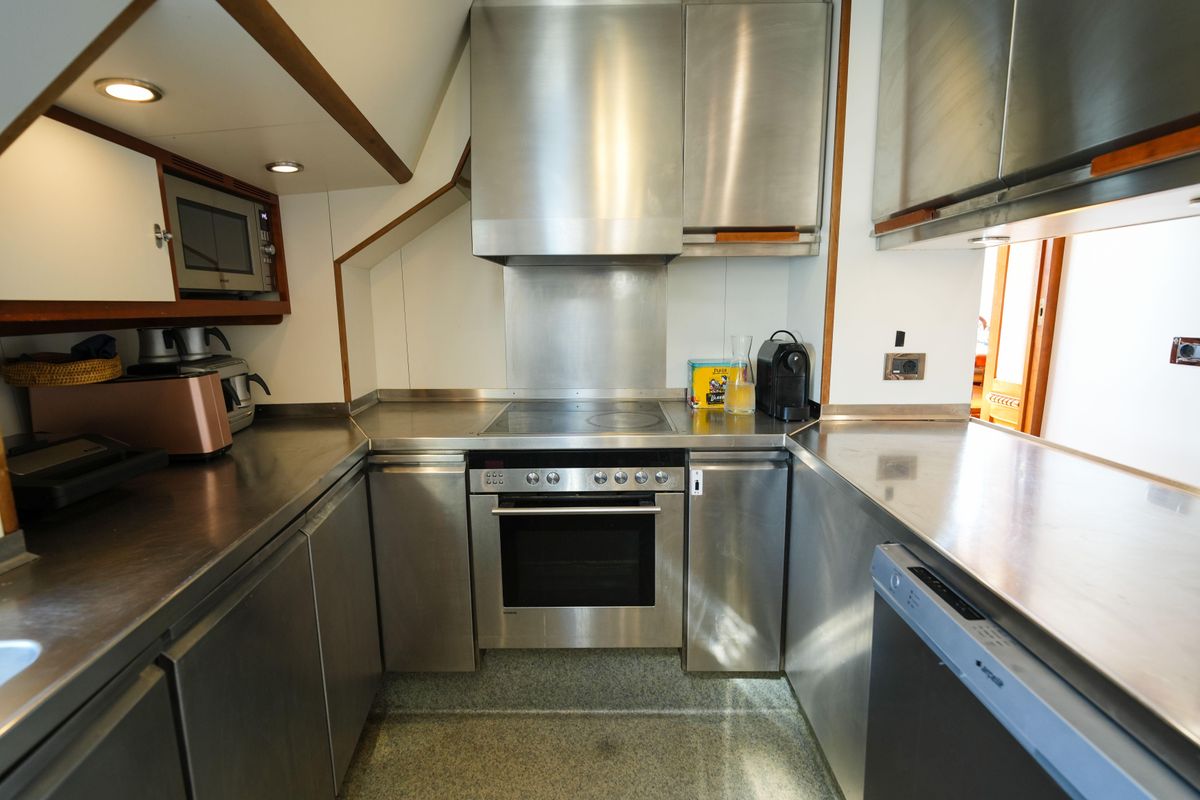 2001 Royal Denship 109 