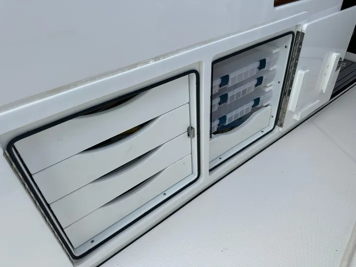  Yacht Photos Pics Storage compartments on the 2023 Everglades 395 Center Console boat.