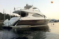 2005 Lazzara 68