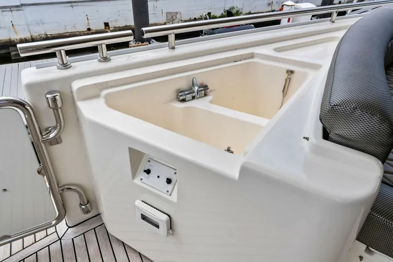 Noah's Yacht Photos Pics 2004 Ferretti Yachts 94 Motor Yacht 'Noah's'