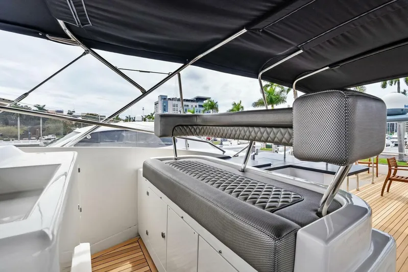 Noah's Yacht Photos Pics 2004 Ferretti Yachts 94 Motor Yacht 'Noah's'