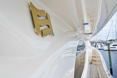 Yacht